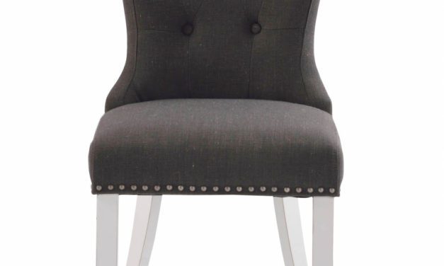 Adele spisebordsstol – gråt stof m. hvidlakerede træben, sølvnitter