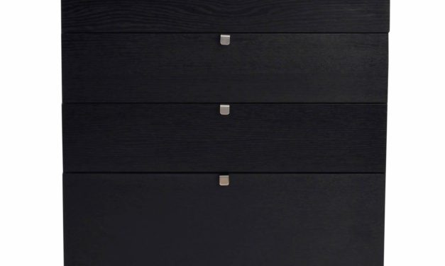 Confetti kommode – sort eg, bred m. 4 skuffer