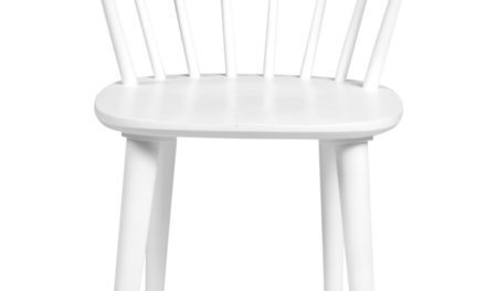 Carmen spisebordsstol – hvidt træ, m. armlæn