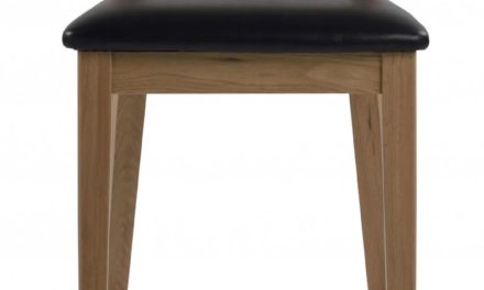 Dylan barstol – lakeret eg, sort PU læderhynde