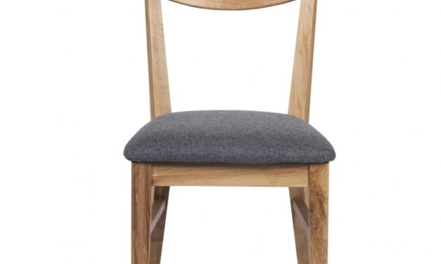 Dylan spisebordsstol – lakeret eg, grå stofhynde