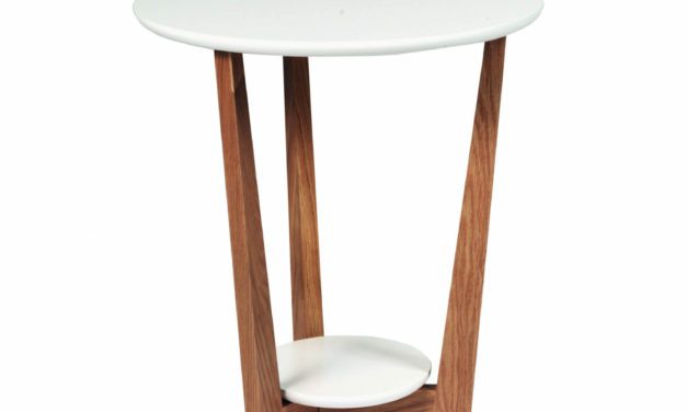 Arild sofabord – hvid/lakeret eg m. 1 hylde (Ø50)