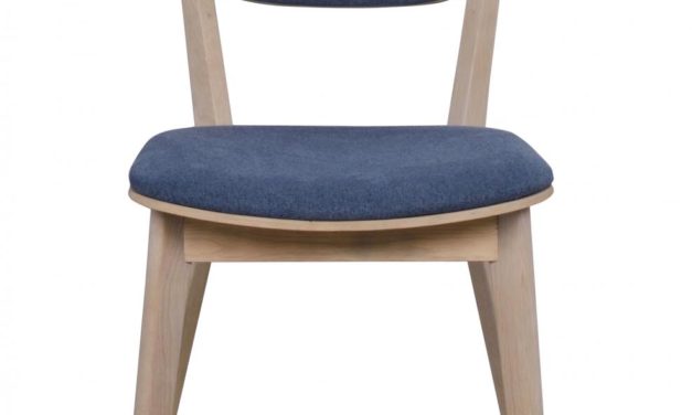 Cato spisebordsstol – hvidpigmenteret eg og blåt stof