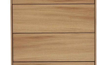 Tore kommode – Lakeret egetræ, 4 push-to-open låger