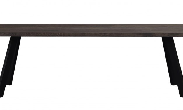 Fred plankebord – mørkebrun eg og sort metal (240×100)