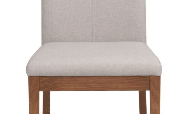 Amanda spisebordsstol – beige stof m. ben af valnøddetræ