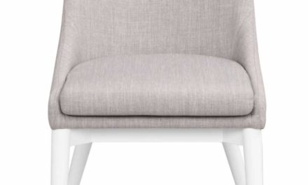 Bea spisebordsstol – lysegråt stof/hvidt træ