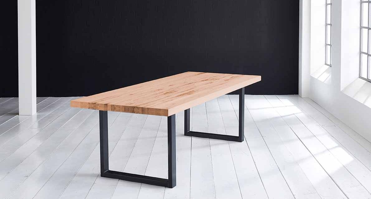 Plankebord i eg, Old Bassano, Lige kant