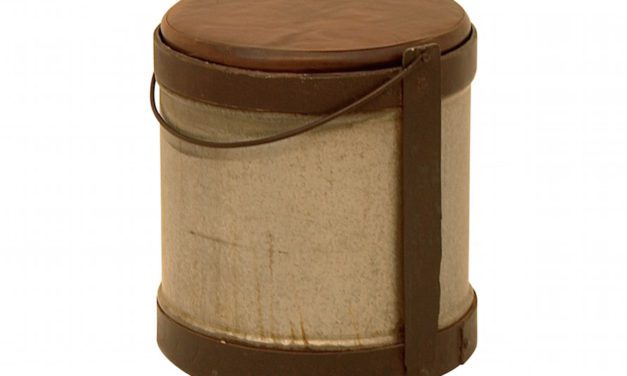 SJ&Auml;LS&Ouml; NORDIC Læderskammel i genbrugsjern