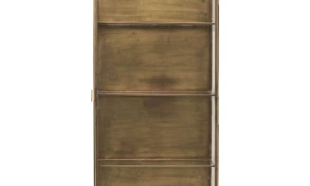 Nu er den her – Flot vægskab fra House Doctor