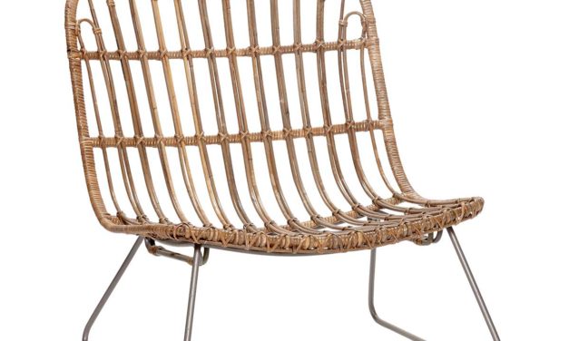 H&Uuml;BSCH Loungestol af rattan m/metalben