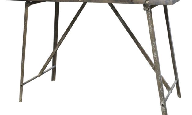 CHIC ANTIQUE Gl. fransk bord med jernben
