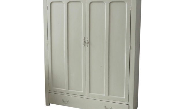 CHIC ANTIQUE Fransk linned Skab