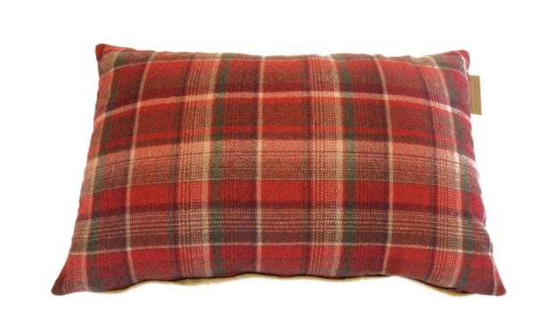 CANETT Cosy pude – rust/grøn/beige, stof/læder, ternet