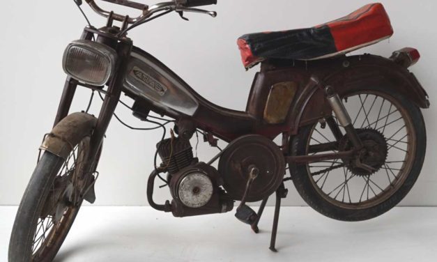 TRADEMARK LIVING Gammel cool knallert – ATLAS