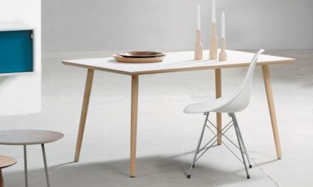 FURBO Spisebord, hvid laminat, egeben, 90 x 140 cm.