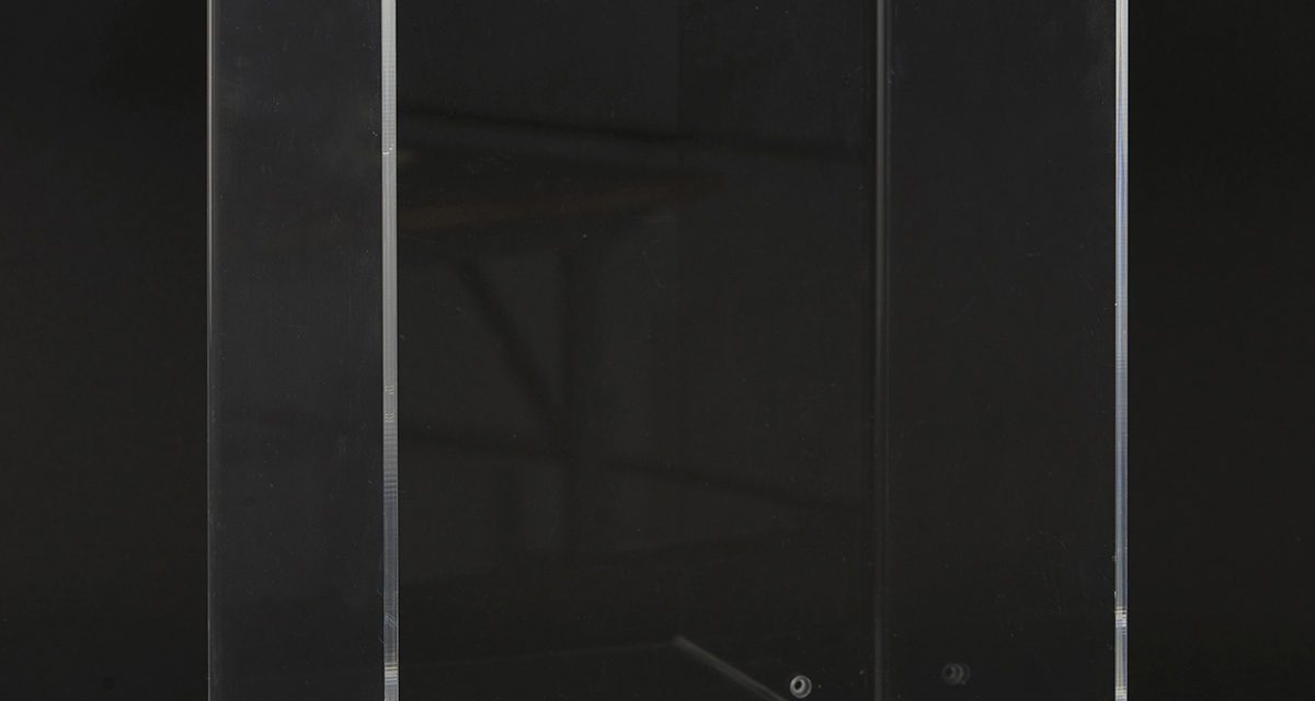 Endelig her – Nydelig kasse til ophæng fra House Doctor