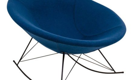 HOUSE NORDIC Kisa gyngestol i petroleumsblå filt