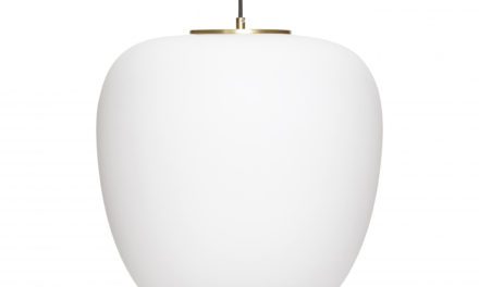 HÜBSCH loftlampe i hvid glas og messing