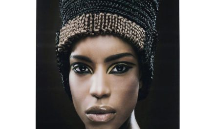 KARE DESIGN Billede, Glass Royal Headdress Face 150 x 100 cm