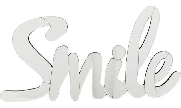 KARE DESIGN Vægdekoration, Spejl Smile Stor