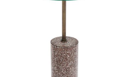 Så er det nu – Fantastisk Visible Terrazzo sidebord fra Kare Design