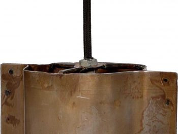 TRADEMARK LIVING Loftslampe – jern med klar lak