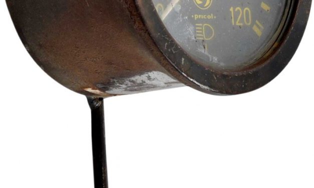 TRADEMARK LIVING Jernknage med gammel måleenhed