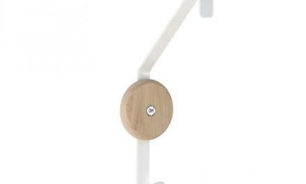 FURBO Ewo – dobbeltkrog i hvidt stål og træ Lakeret eg