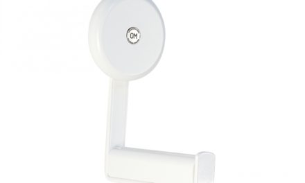 FURBO Ewo – knage i hvidt stål og træ Hvid lak – birk