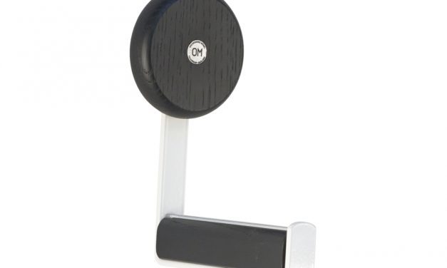 FURBO Ewo – knage i hvidt stål og træ Sortbejdset eg