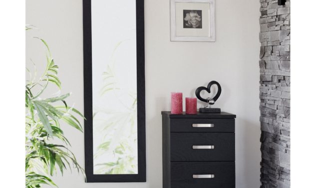 FURBO Nadja – kommode med 4 skuffer, 40 cm bred. Sort