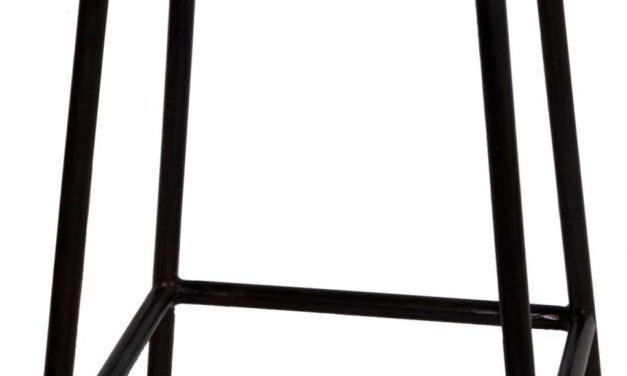 TRADEMARK LIVING Jernskammel med rundt træsæde