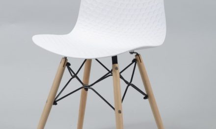 FURBO Spisebordsstol, hvid plast, natur træben