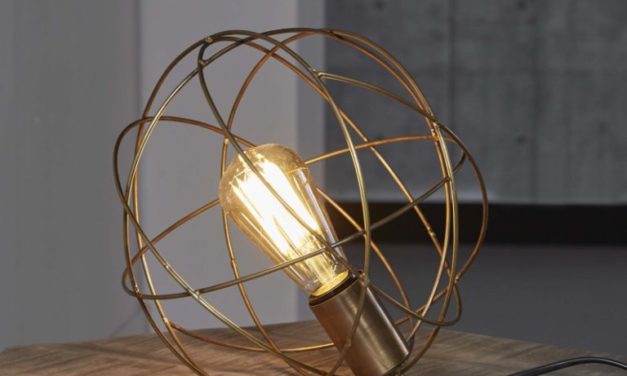 Lækker Trådlampe i antik bronze fra brandet Furbo