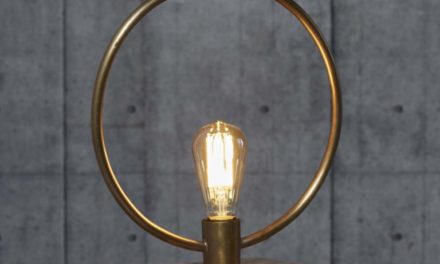 FURBO Bordlampe, antik bronze, træfod