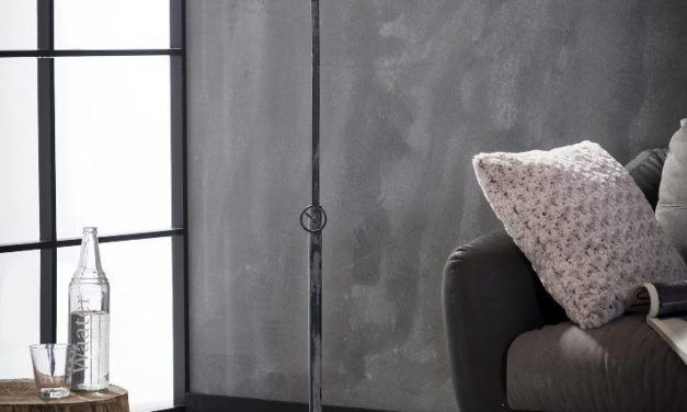 FURBO Gulvlampe, patineret grå metal