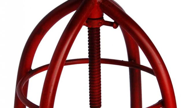 TRADEMARK LIVING Drejeskammel m cool sæde – antikrød