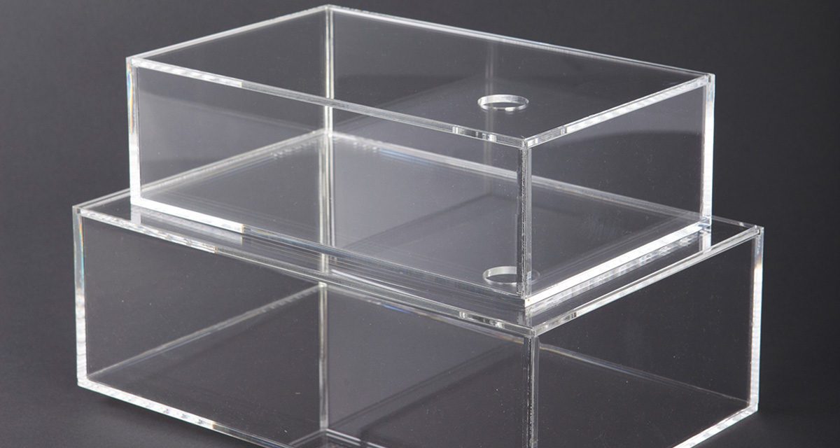 HOUSE DOCTOR ÆSKE M. LÅG