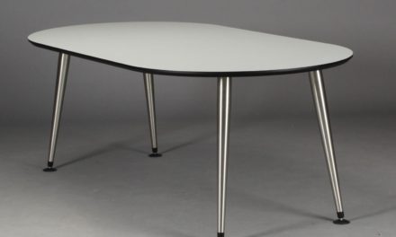 FURBO Spisebord, hvid laminat, satin ben, oval, 90 x 180 cm.
