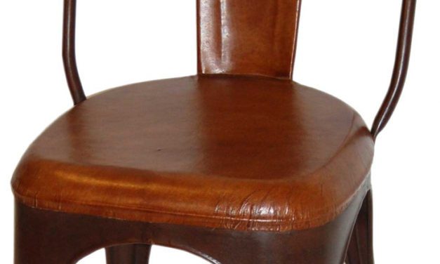 TRADEMARK LIVING Spisebordsstol – læder og antikrust stel