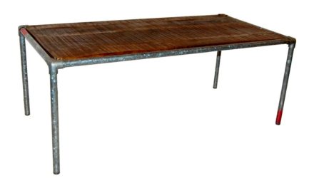 TRADEMARK LIVING Sofabord fremstillet med vandrør