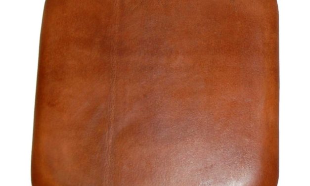 TRADEMARK LIVING Sædehynde i brunt læder til barstol