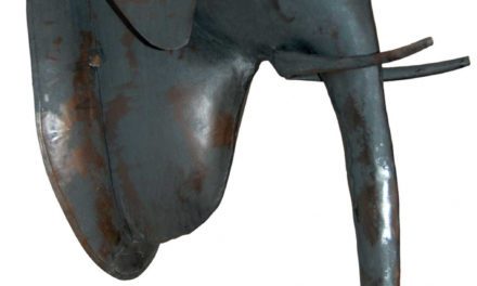 TRADEMARK LIVING Elefanthoved i metal – mørk zink