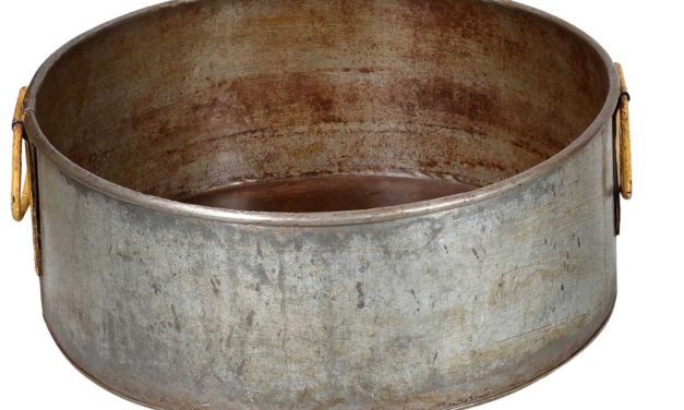 TRADEMARK LIVING Gammel vintage balje med råstyrke – sæt &aacute; 2