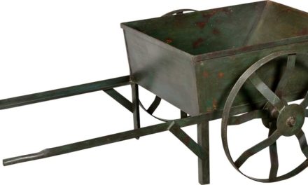 TRADEMARK LIVING Trækvogn i jern – mørkgrøn