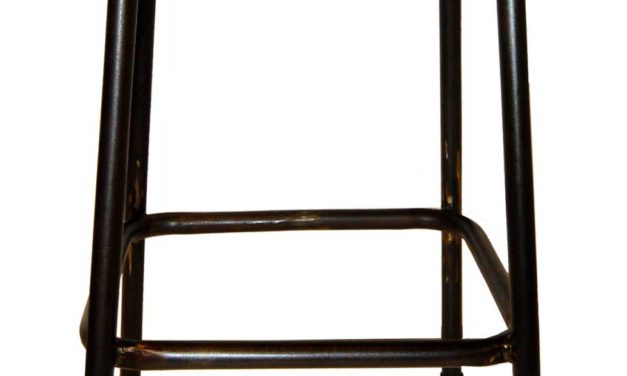 TRADEMARK LIVING Barskammel – jern og læder