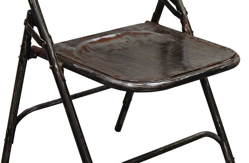 Så er den her – Smuk gammel klapstol fra Trademark Living