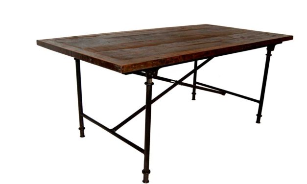 TRADEMARK LIVING Spisebord med et eksklusiv look