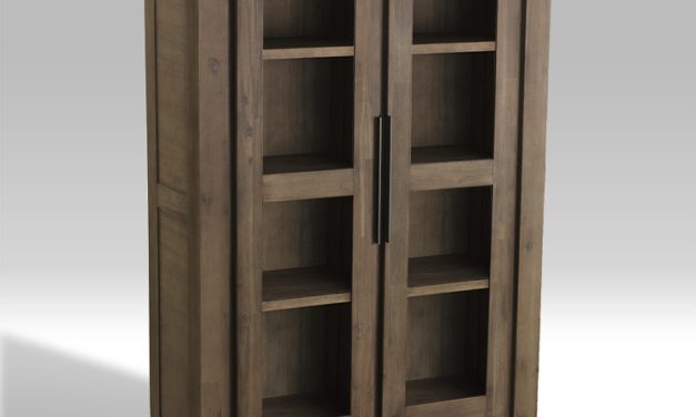 Hamburg vitrineskab i brunbejset akacietræ m. glaslåger